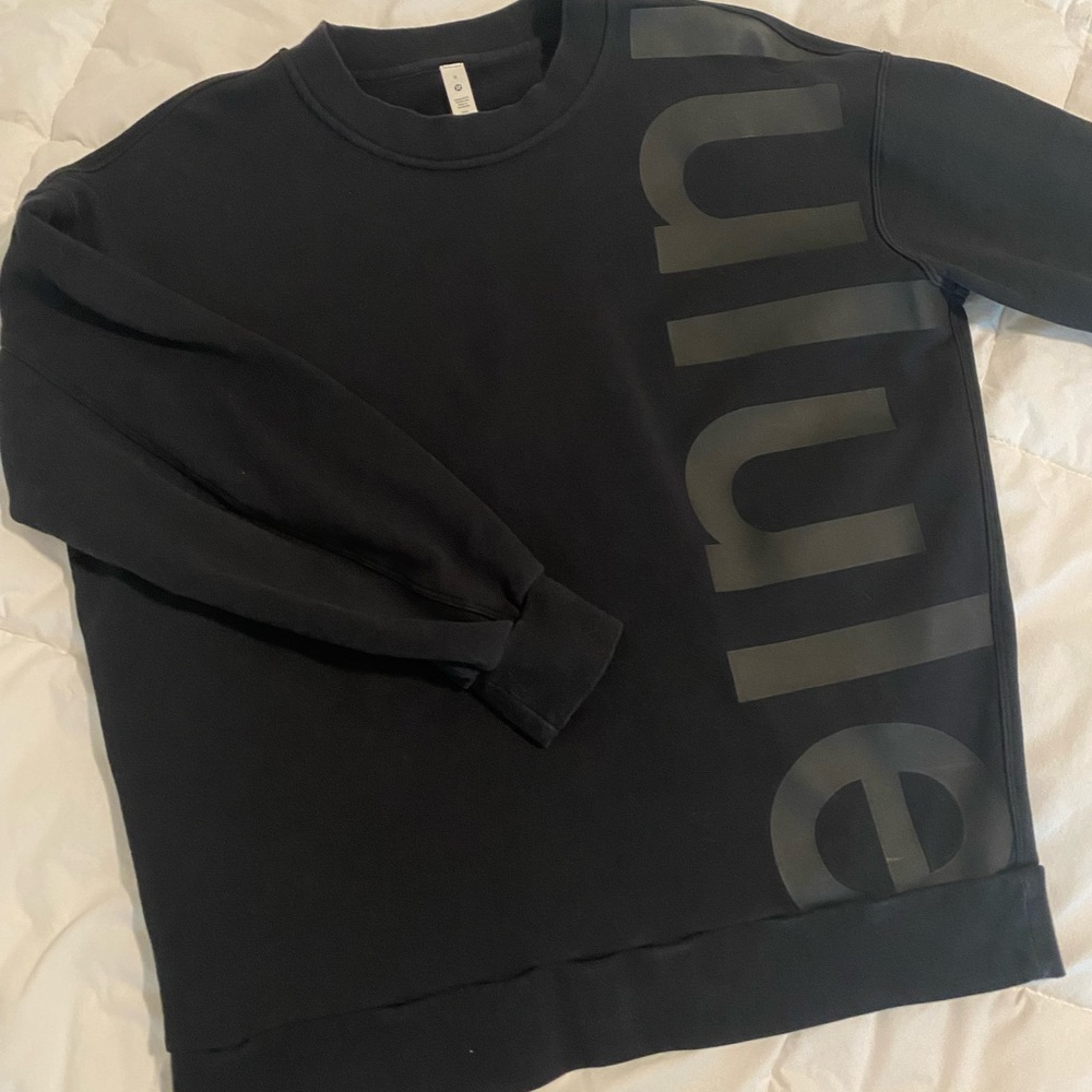 Lululemon Black Sweatshirt